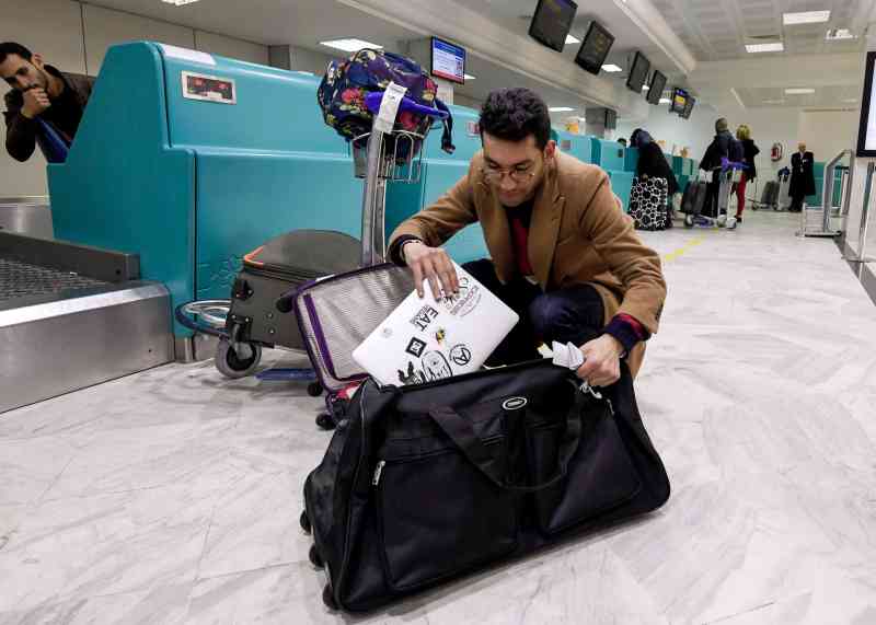 Los viajeros podrán dejar sus computadoras portátiles y otros dispositivos electrónicos en su equipaje cuando llegue el escaneo 3D